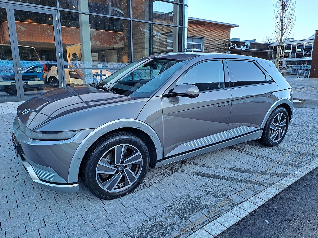 Hyundai Ioniq 5 Elektro 73kWh Plus Line Long Range AWD Aut.