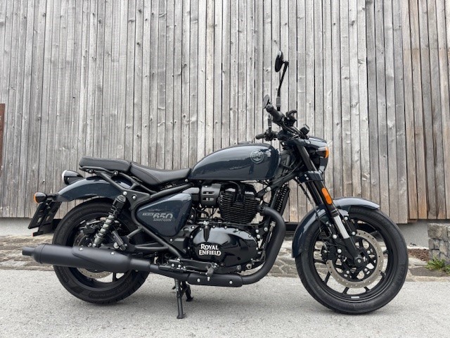 Royal Enfield Shotgun 650